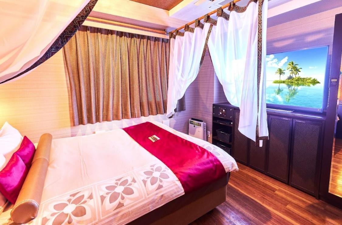 אוסקה Hotel Bali An Resort Shinsaibashi (Adults Only) מראה חיצוני תמונה