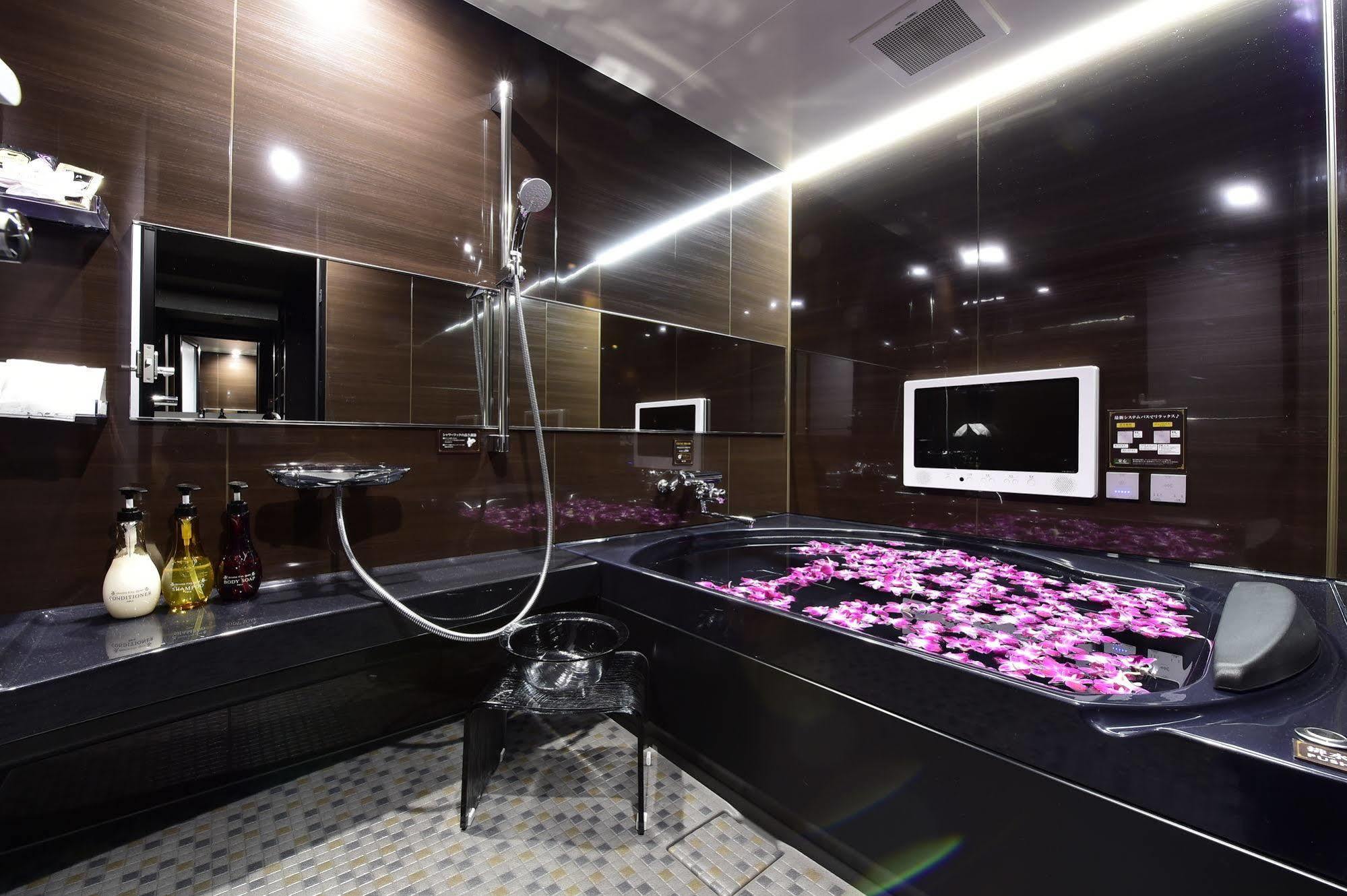 אוסקה Hotel Bali An Resort Shinsaibashi (Adults Only) מראה חיצוני תמונה